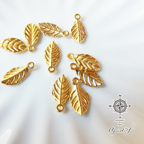 K18美品羽モチーフゴールドチャーム　2298K2504 K18美品羽モチーフゴールドチャーム 2298K2504