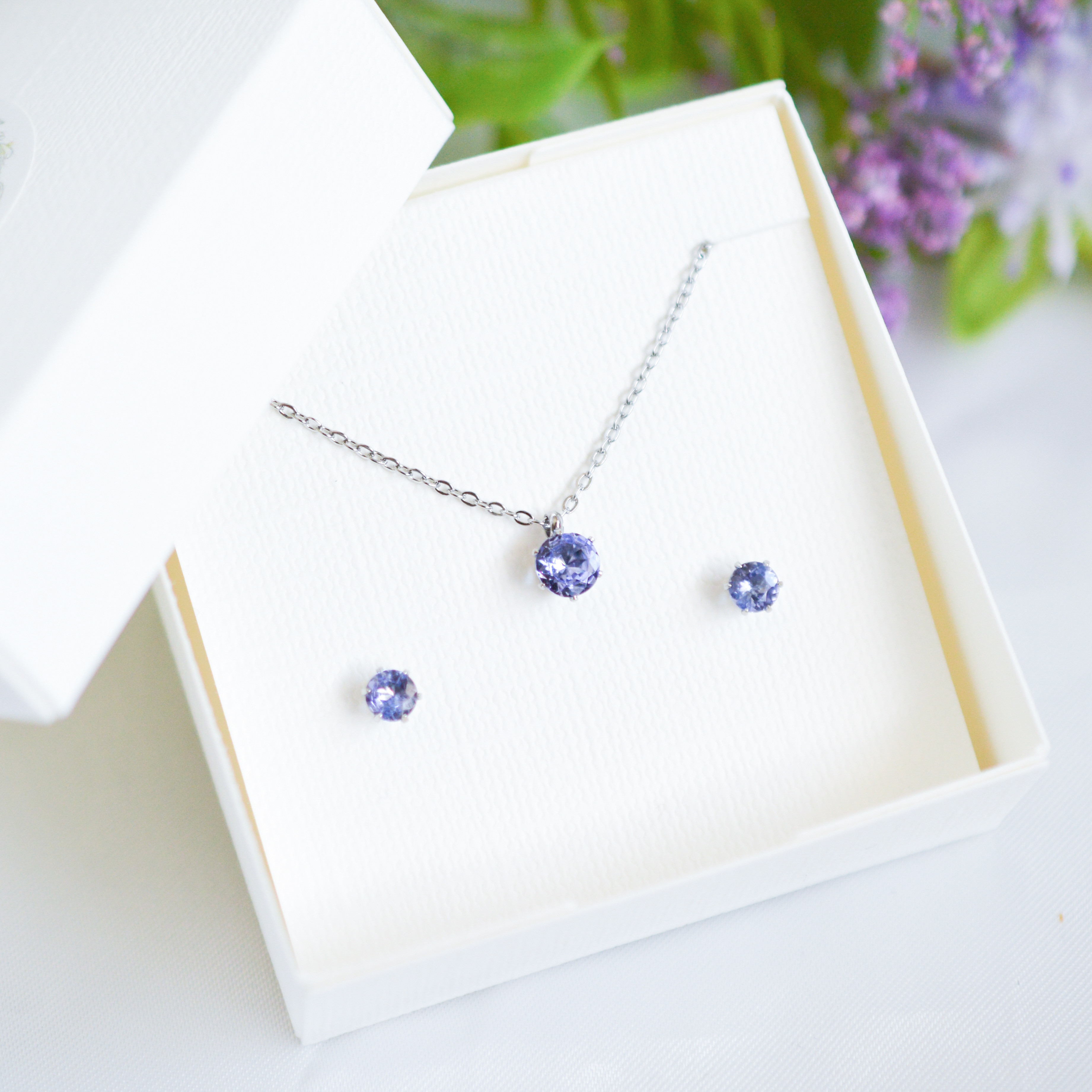 【Creema限定新春福袋〈竹〉】【タンザナイトの一粒ネックレス&ピアス】青紫 / 4mm 5mm / 天然石 6,006円