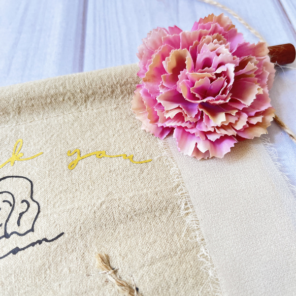 母の日フォトフレームタペストリーwithカーネーション 似顔絵・お名前・メッセージが入れられる♡ 4枚目の画像