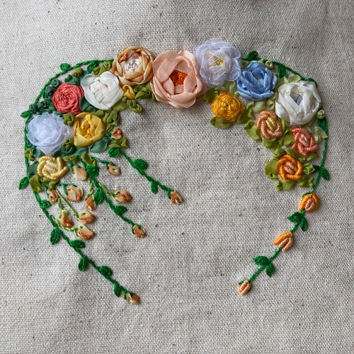 ミニトートバッグ イニシャル刺繍】A4が入る 手刺繍 リボン刺繍