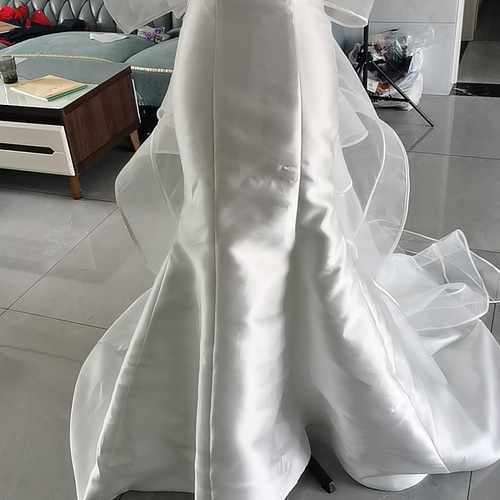 ミカドシルク ウェディングドレス ベアトップ 豪華なバックリボン