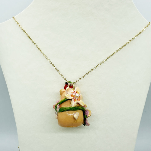 桜とカピバラの春色ネックレス ハンドメイド粘土ペンダント ポリマー