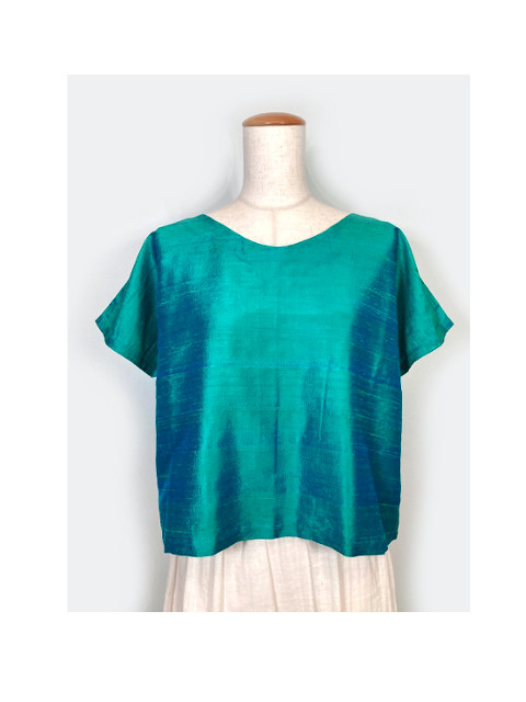 シルク シャンタン  トップス③  絹100％　エメラルドグリーン　大きめ  フリーサイズ　シルク100