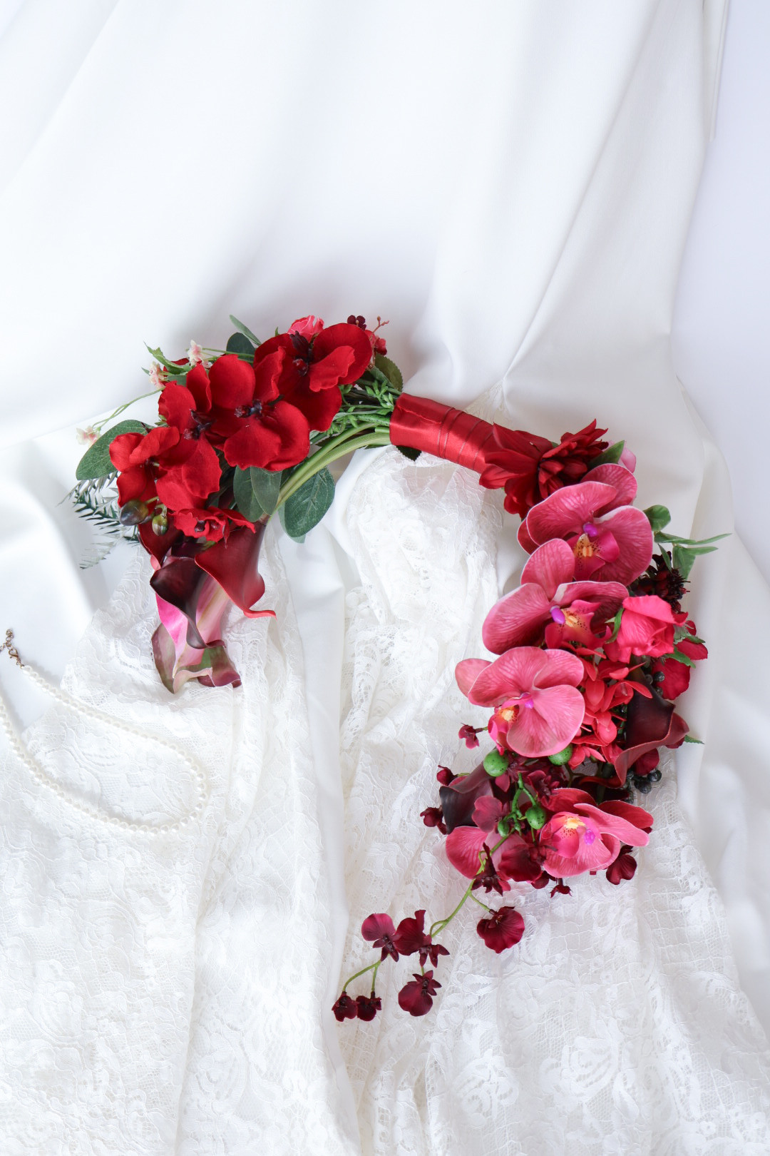 ♦優雅なボルドーバレリーナブーケ／ウェディングブーケ／結婚式／アーティフィシャルフラワー／ブートニア選択