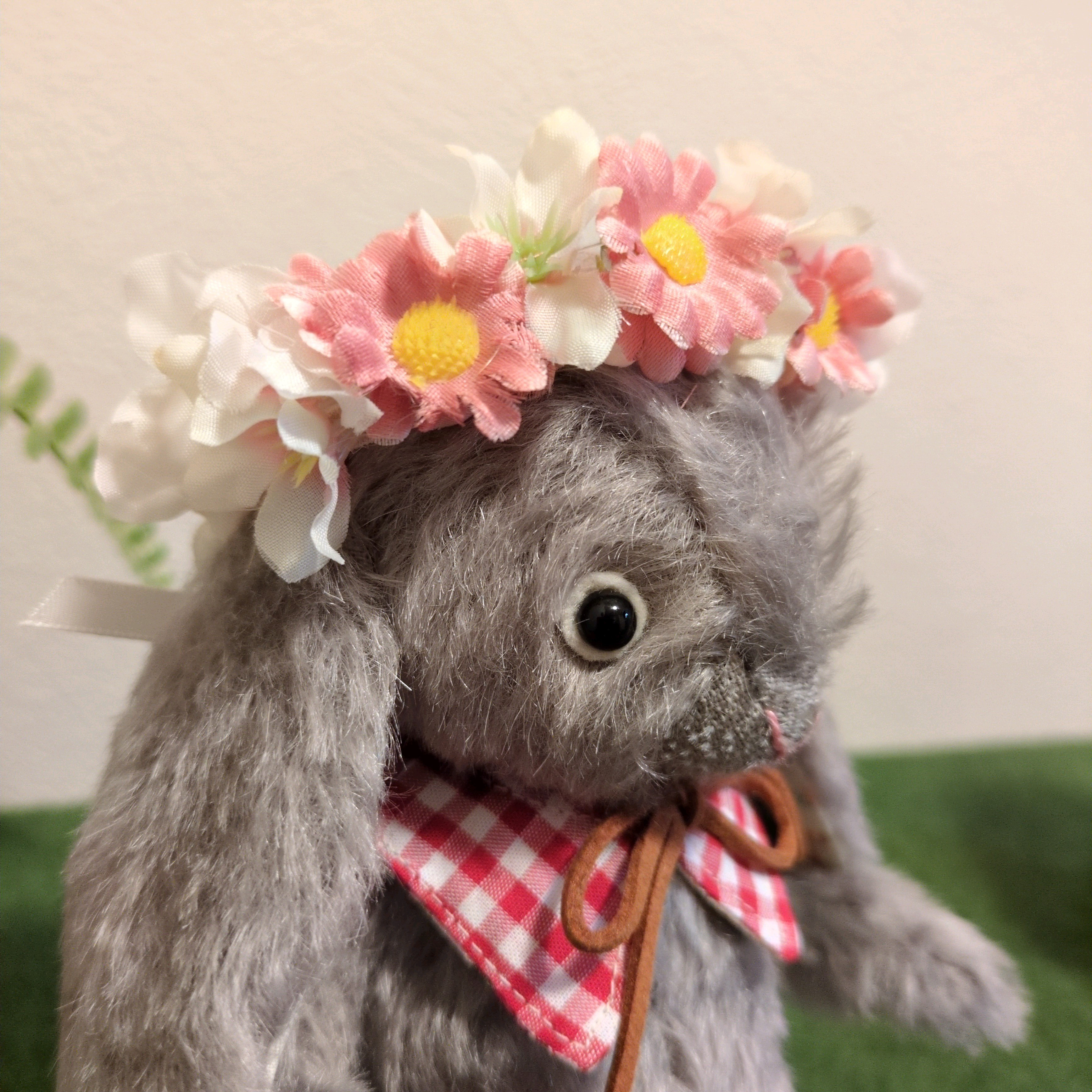 花摘みへ行こう！ ドイツ製モヘアの垂れ耳うさぎちゃん【グレー】