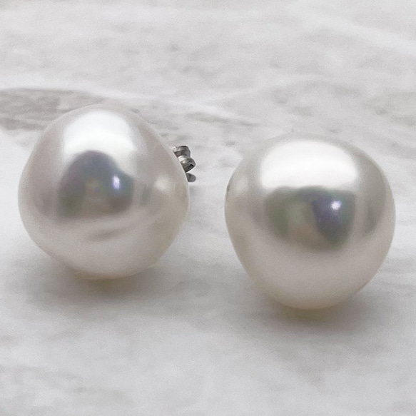 ごろっと大きなバロックパールのピアス/イヤリング 大粒 11mm 12mm 真珠 スタッド チタン SV925 1枚目の画像