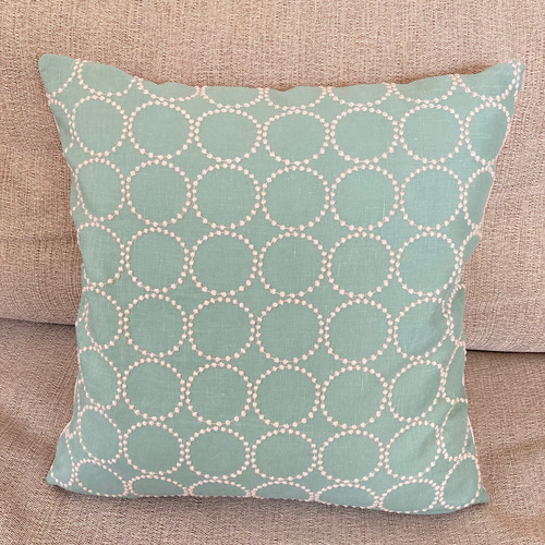 New∞ミナペルホネン∞クッションカバー∞タンバリン刺繍∞ミナ