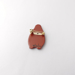 花うらない 王様ペンギンひな 漆ブローチ 4枚目の画像