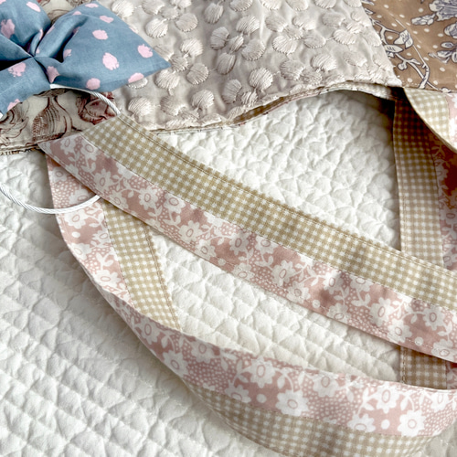 TB05 リバティプリントで作ったパッチワークのトートバッグ ベージュ系