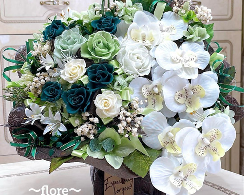 ✨特大✨水色＆白ミックスバラプリザ＆胡蝶蘭（アーティシャル