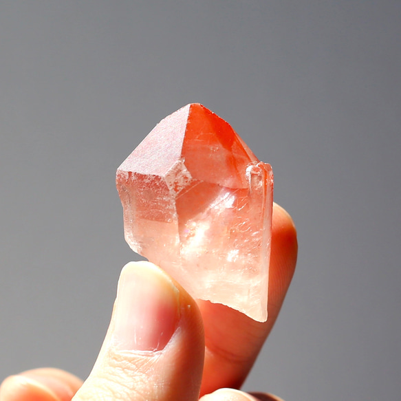 ディープピンクレムリアンシード 天然石 水晶 鉱物 一点物 クォーツ クリスタル ディープピンクレムリアンシード 天然石 水晶 鉱物 一点物