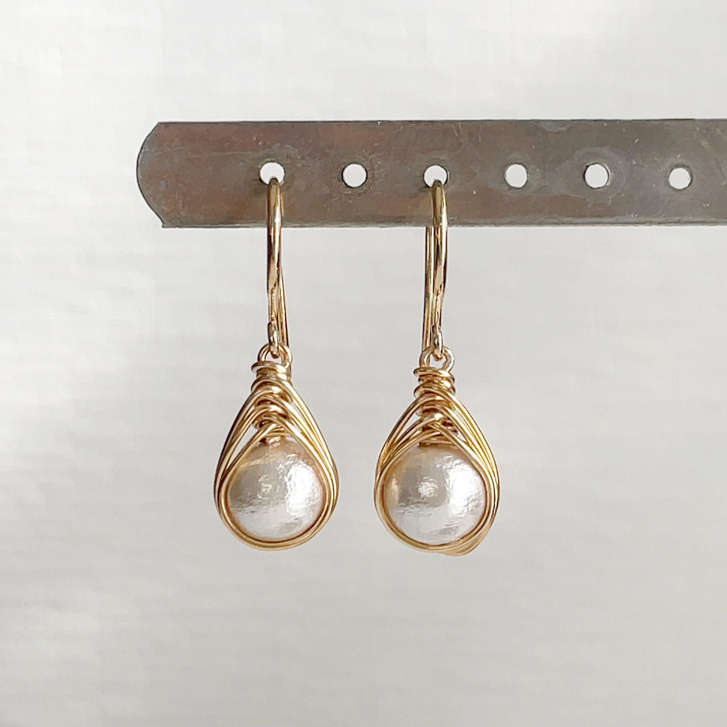 ［14kgf ］コットンパールのゆりかごピアス　イヤリング