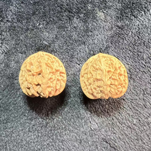 遊ぶ胡桃、文玩核桃、【老木獅子頭クルミ】383736/33.1g/JST25049