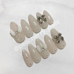 ♡ブラック×ホワイトガーリーネイル♡ ネイルチップ　ハンドメイド e853ed7c57d049ed6217d965391ccc