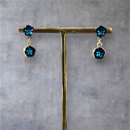 再販 〜ヴィンテージ スワロフスキー バミューダブルー ネモフィラ