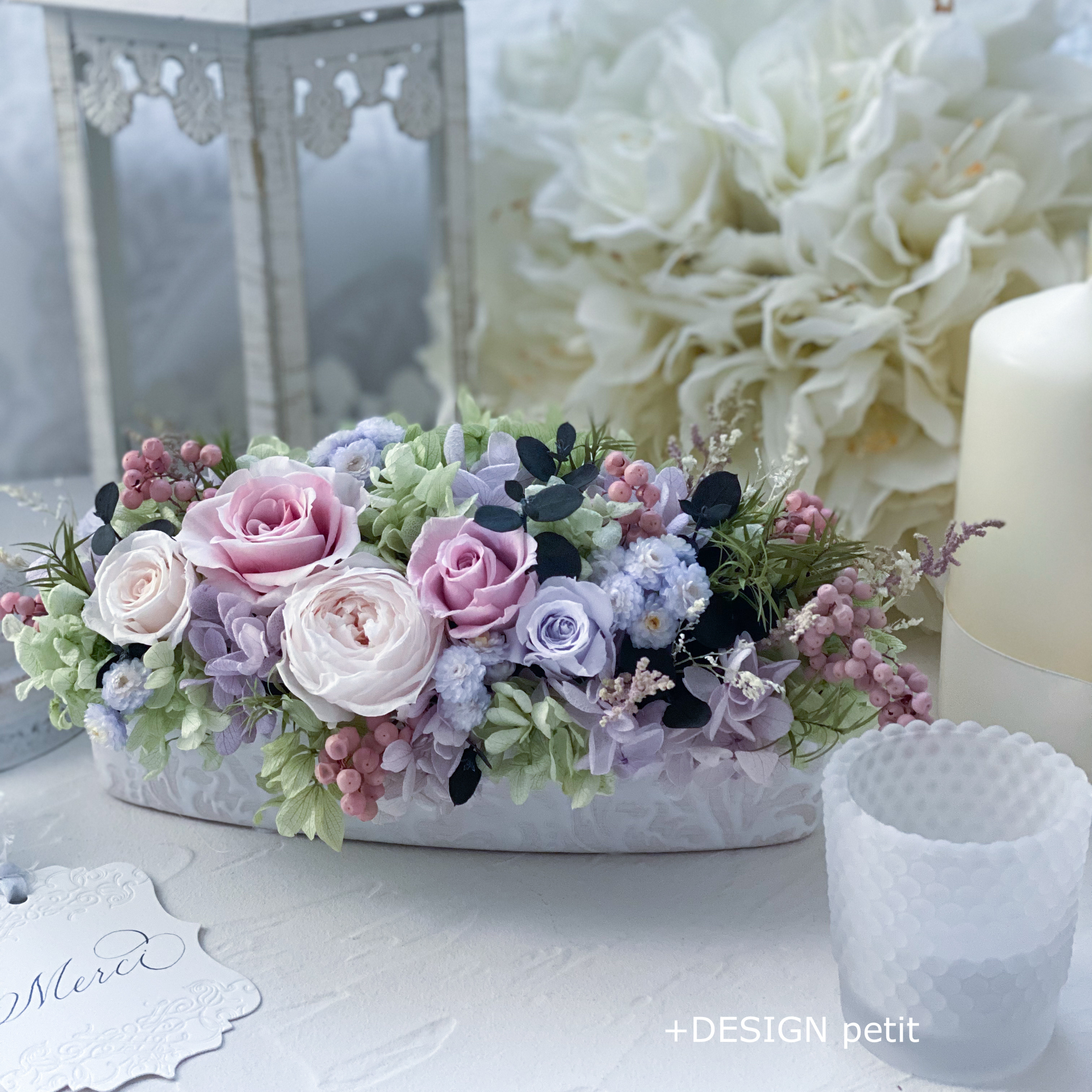 ++横長オーバルのガーデン風アレンジ ＊ケース付き++