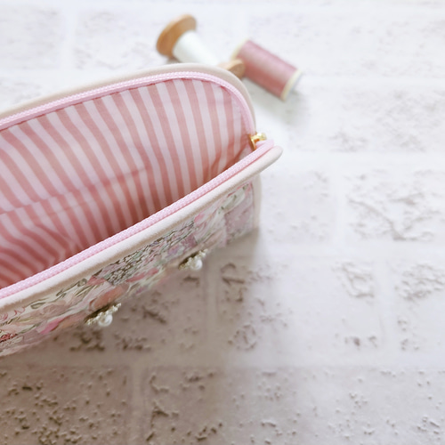 こうの早苗 メイクポーチ こうの早苗 メイクポーチ こうの早苗さんポーチ