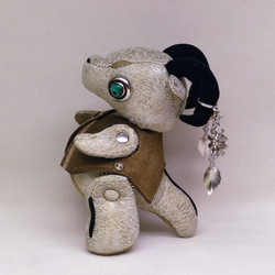 【2025.4.20】 手のひらサイズの手乗りドラゴン☆旅するドラゴン(角×花葉)【ベージュ×ベージュ】 10枚目の画像