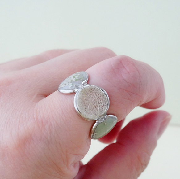 泡花 -アナベル-　イヤカフになるリング 大ぶりリング 2way　あじさい　紫陽花 イヤーカフ　 シルバー 緑　グリーン 14枚目の画像