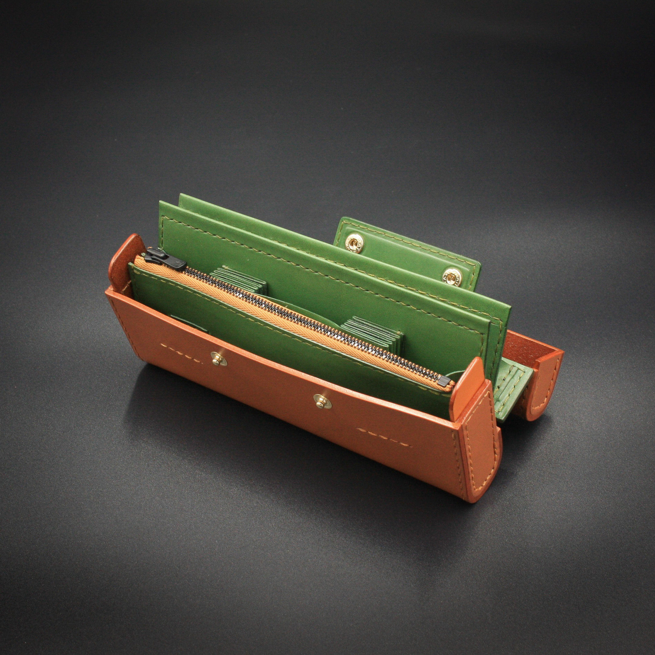 飛び出す絵本のような長財布（茶と緑）No.010