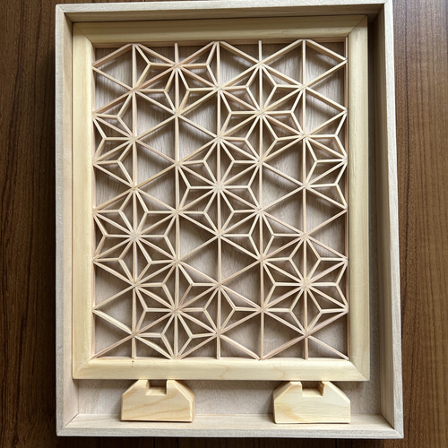 組子細工 ミニ衝立 総桧 麻の葉紋様 桐箱 金蘭緞子生地でのラッピング