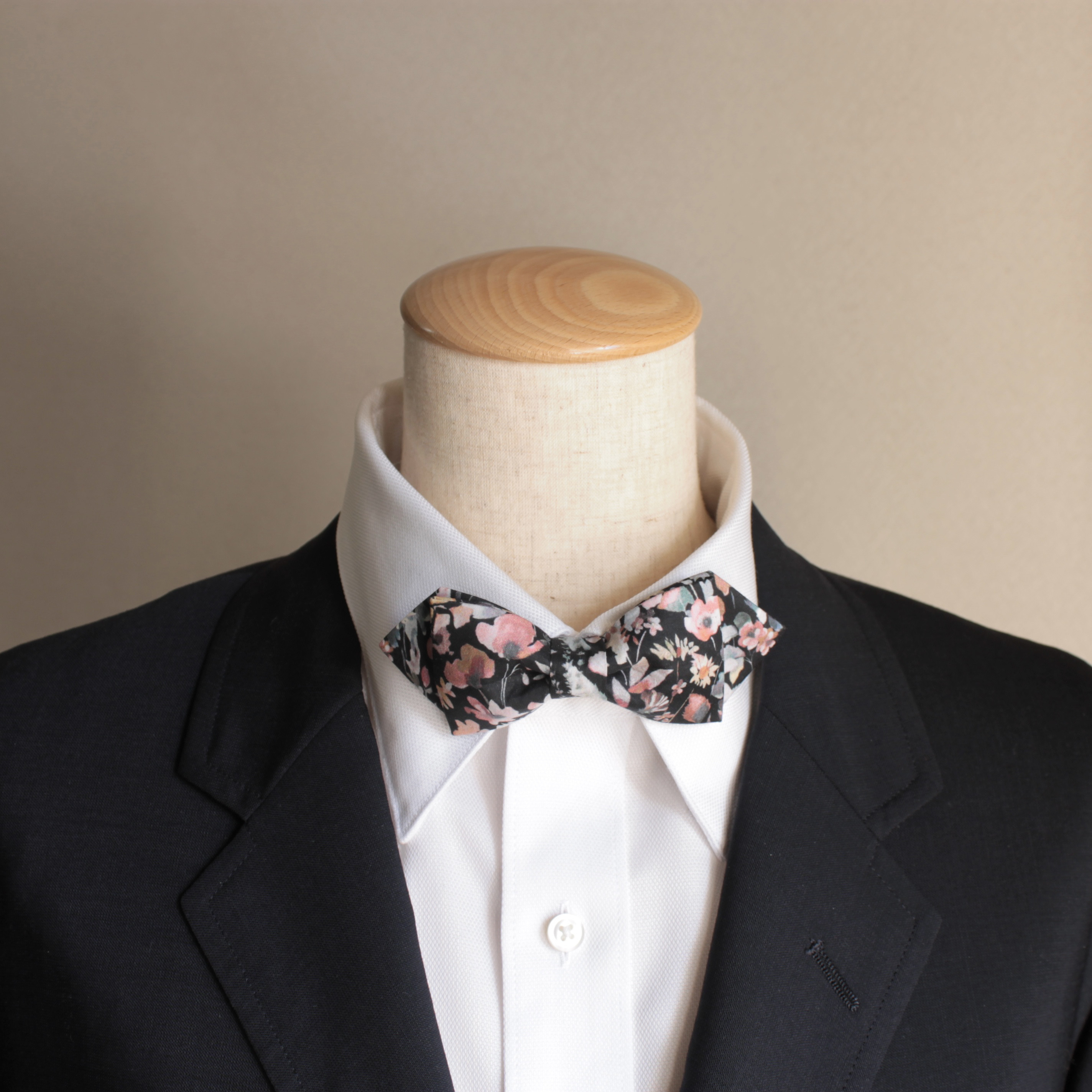 王道ブラック【蝶ネクタイ】ポピー《Black》結婚式・発表会に♪