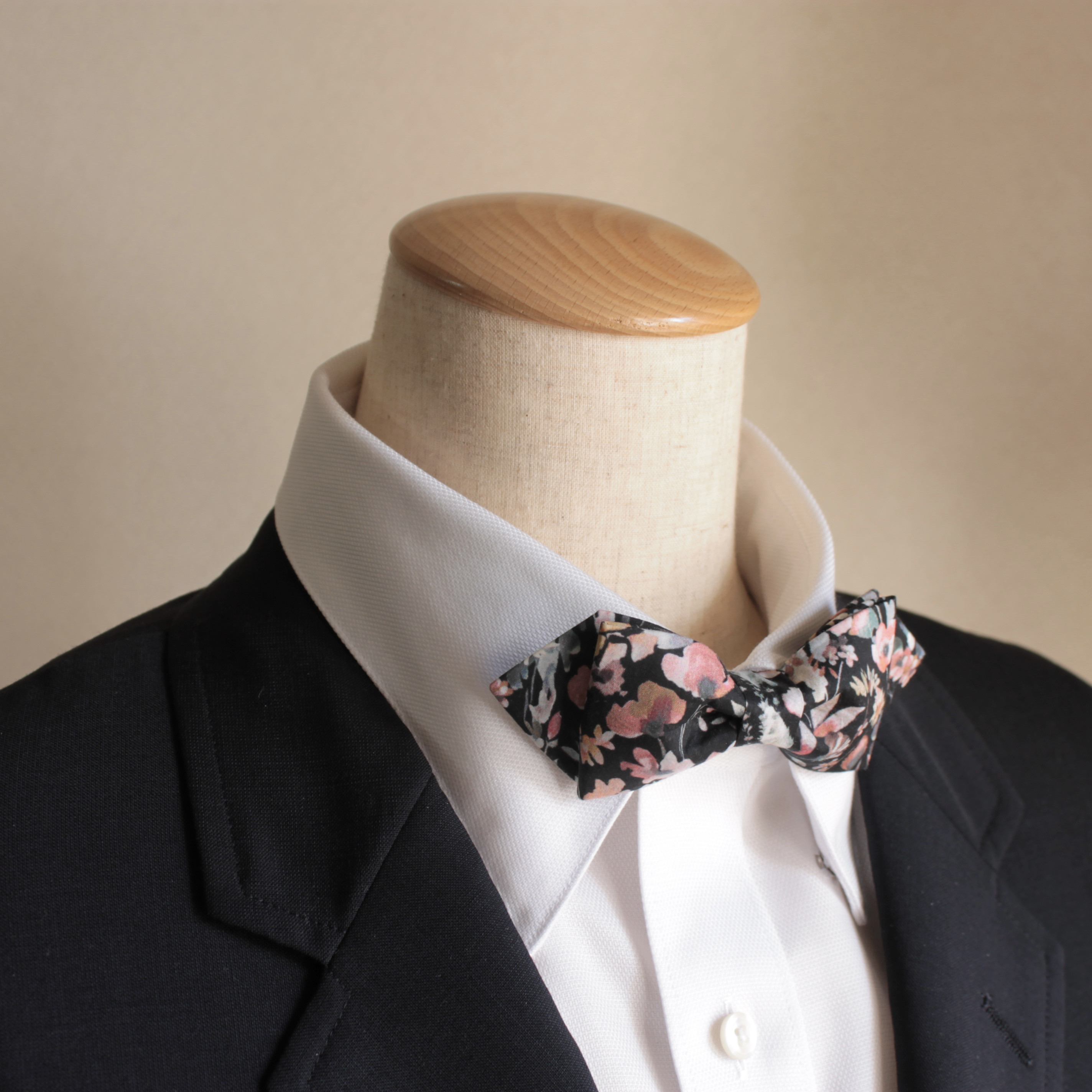 王道ブラック【蝶ネクタイ】ポピー《Black》結婚式・発表会に♪