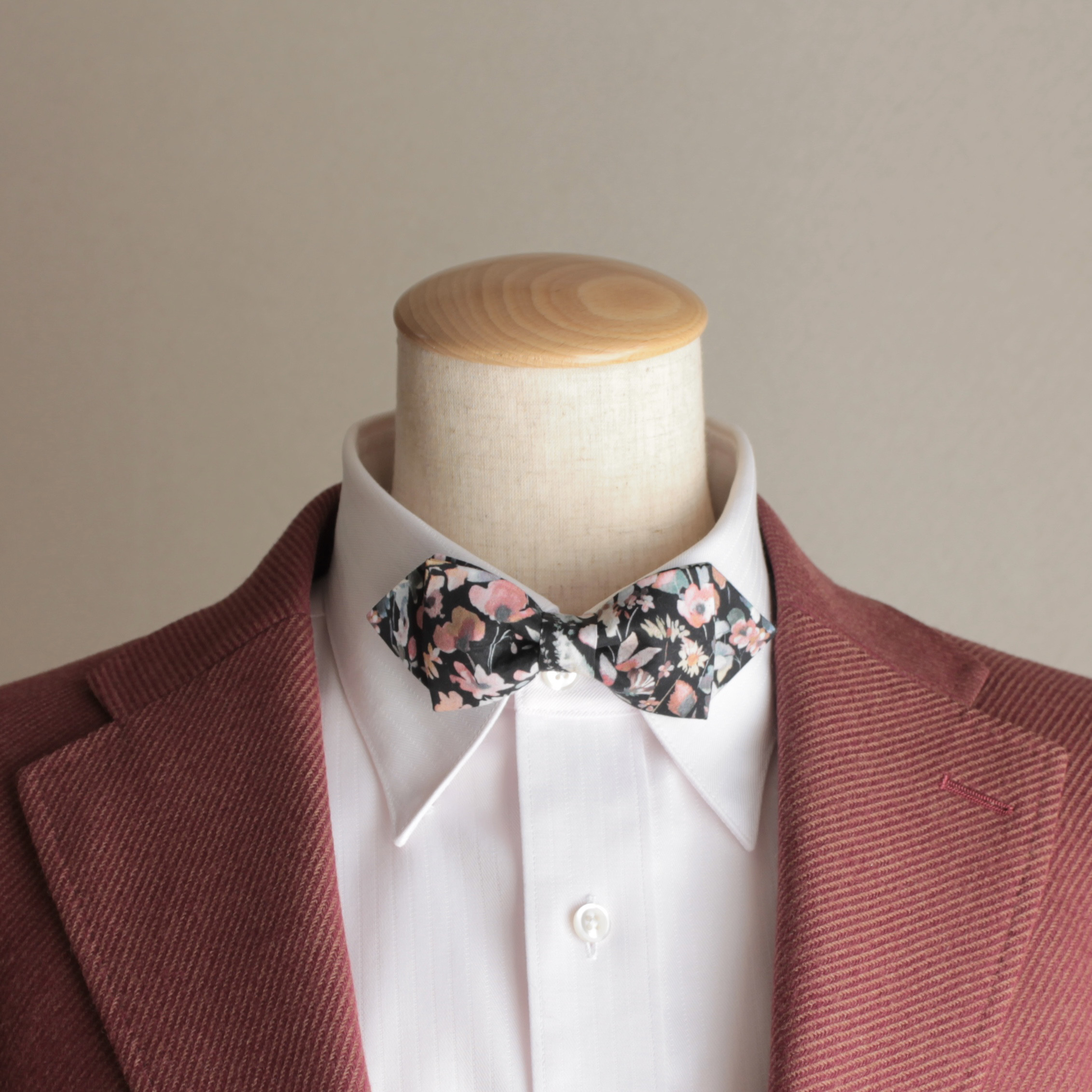 王道ブラック【蝶ネクタイ】ポピー《Black》結婚式・発表会に♪