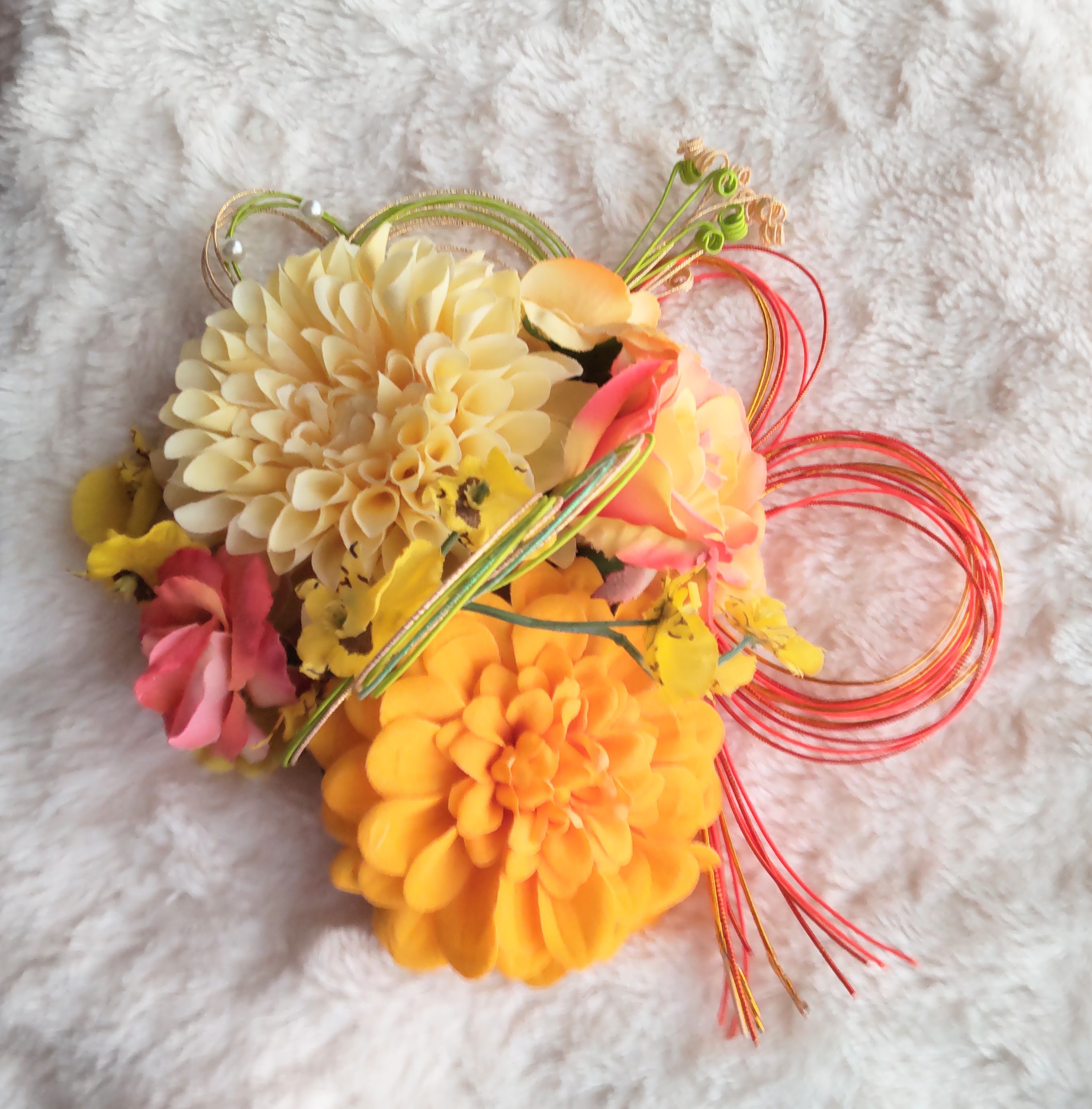 造花髪飾り　ダリア　ジニア　バラ　ライン 5,512円