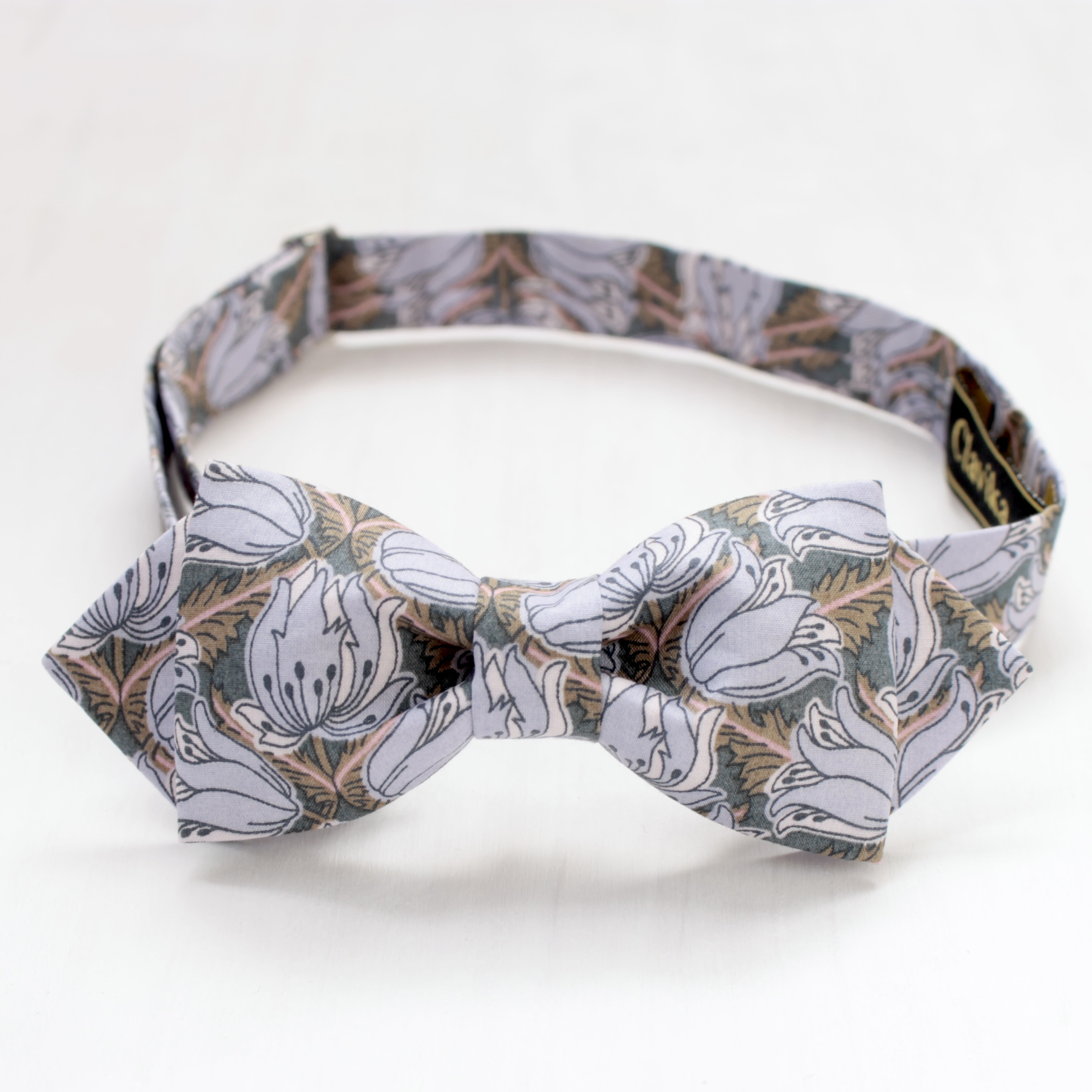 【蝶ネクタイ】アカンサス・リリィ 《Purple》 結婚式・発表会に♪