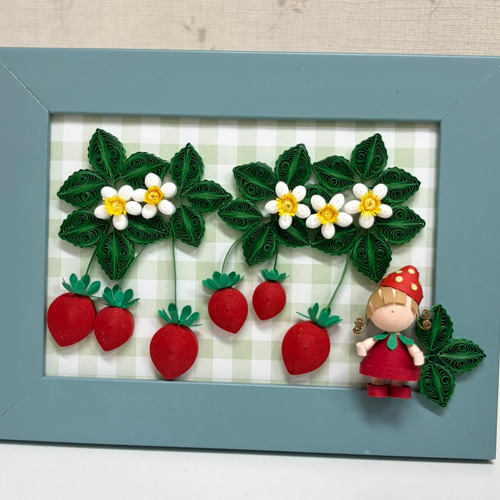 いちご様   専用ページ  ハンドメイド 押し花 いちご 国産品 2枚セット 押しフルーツ イチゴ 苺 ドライ