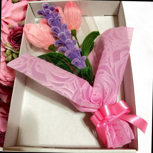 モールフラワー チューリップ と ラベンダー 花束 アート