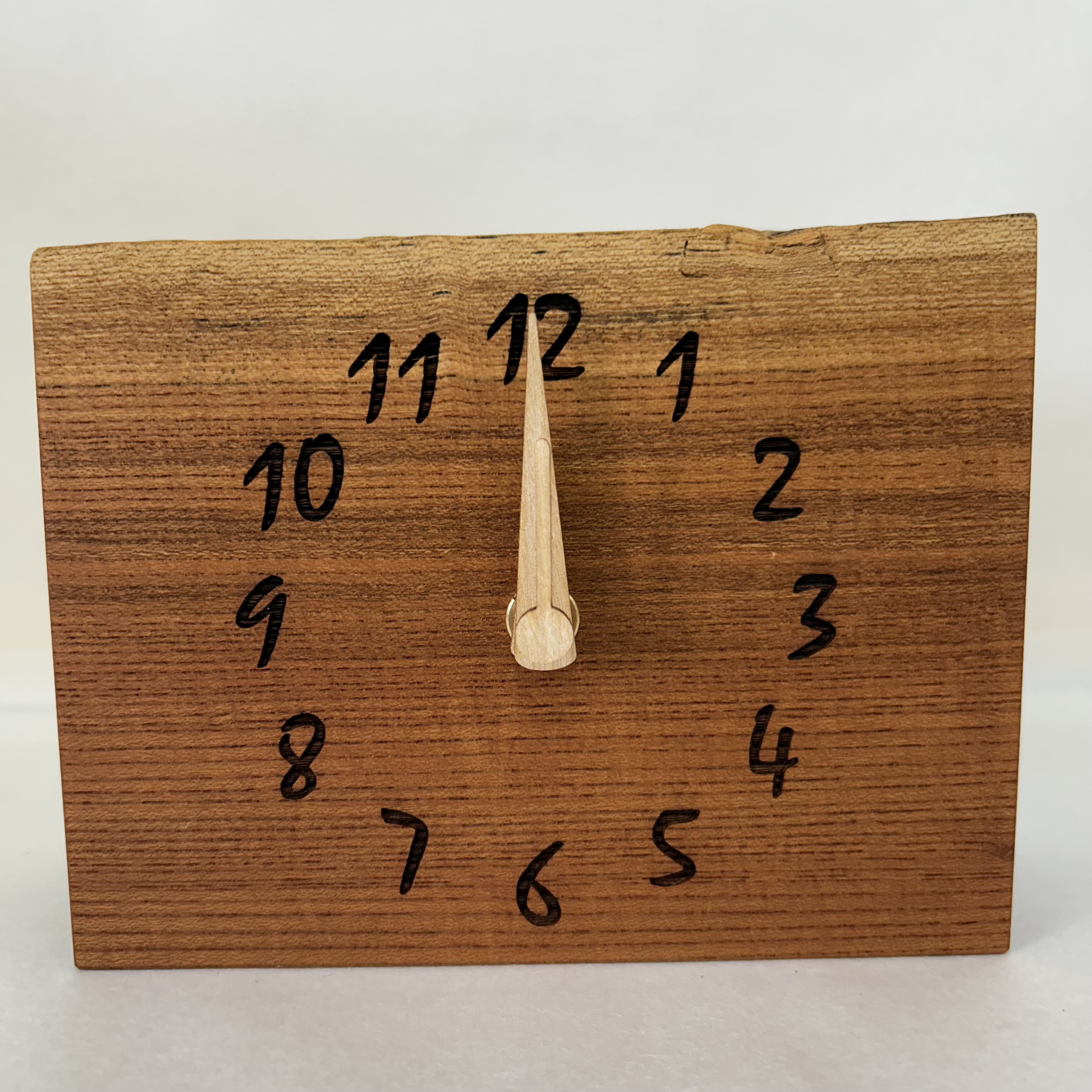 木の時計＜ケヤキ＞　置き時計・掛け時計　kec-1115