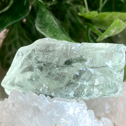 レインボー グリーンアメジスト プラシオライト 原石 グリーンクォーツ