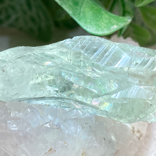 レインボー グリーンアメジスト プラシオライト 原石 グリーンクォーツ