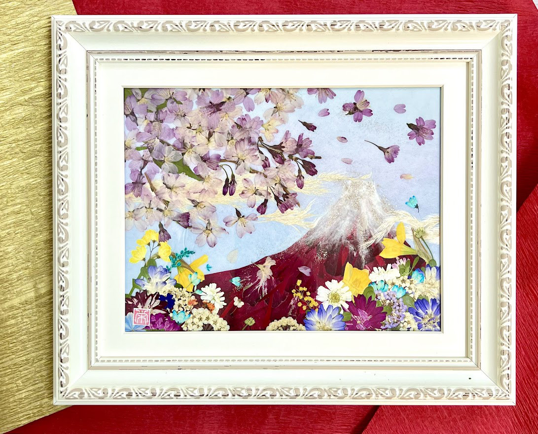 桜舞う縁起の良い幸運の赤富士風水額 押し花アート ホワイト