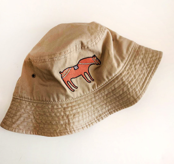 KODAIPOP★王塚古墳の赤馬刺繍ハット 4枚目の画像