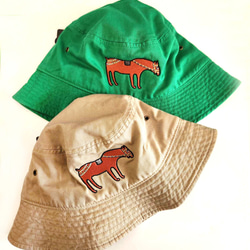 KODAIPOP★王塚古墳の赤馬刺繍ハット 1枚目の画像