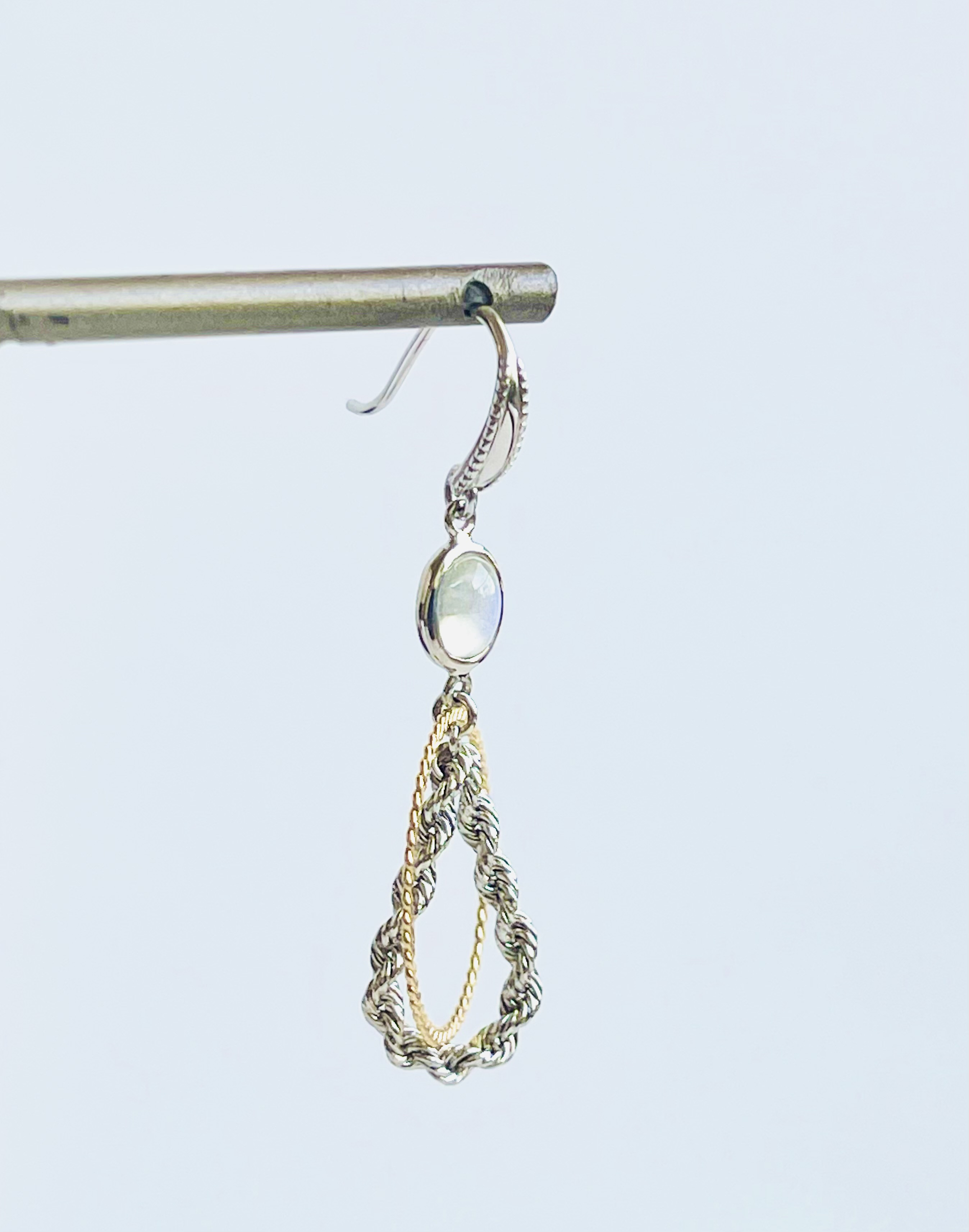 ムーンストーン K18 バイカラーピアス