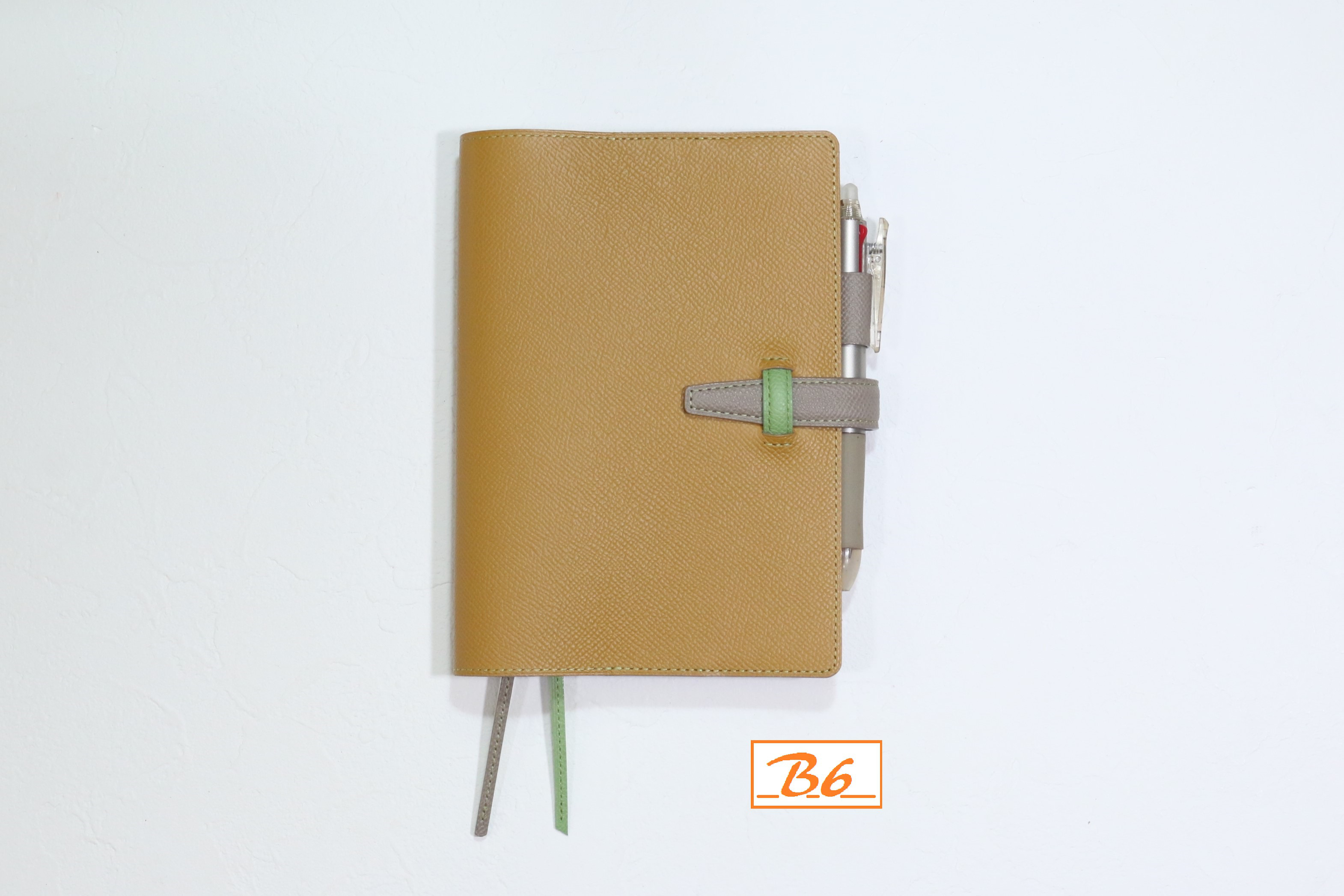 [フランス製高級皮革]手帳カバー［B6サイズ］T835　フォーブ/グリアスファルト/ヴェールクリケット