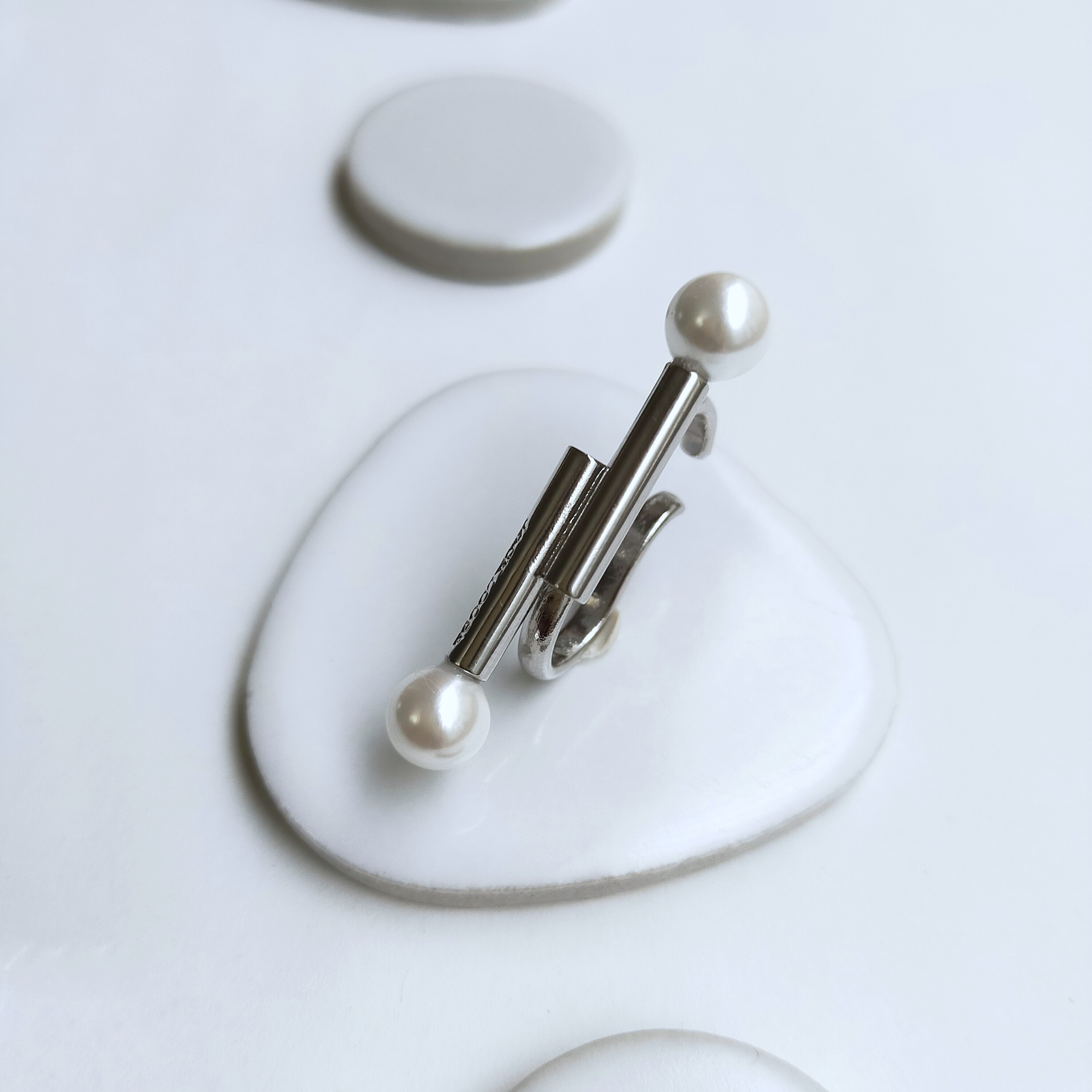 Branc Horizun earcuff／鏡面(片耳用)