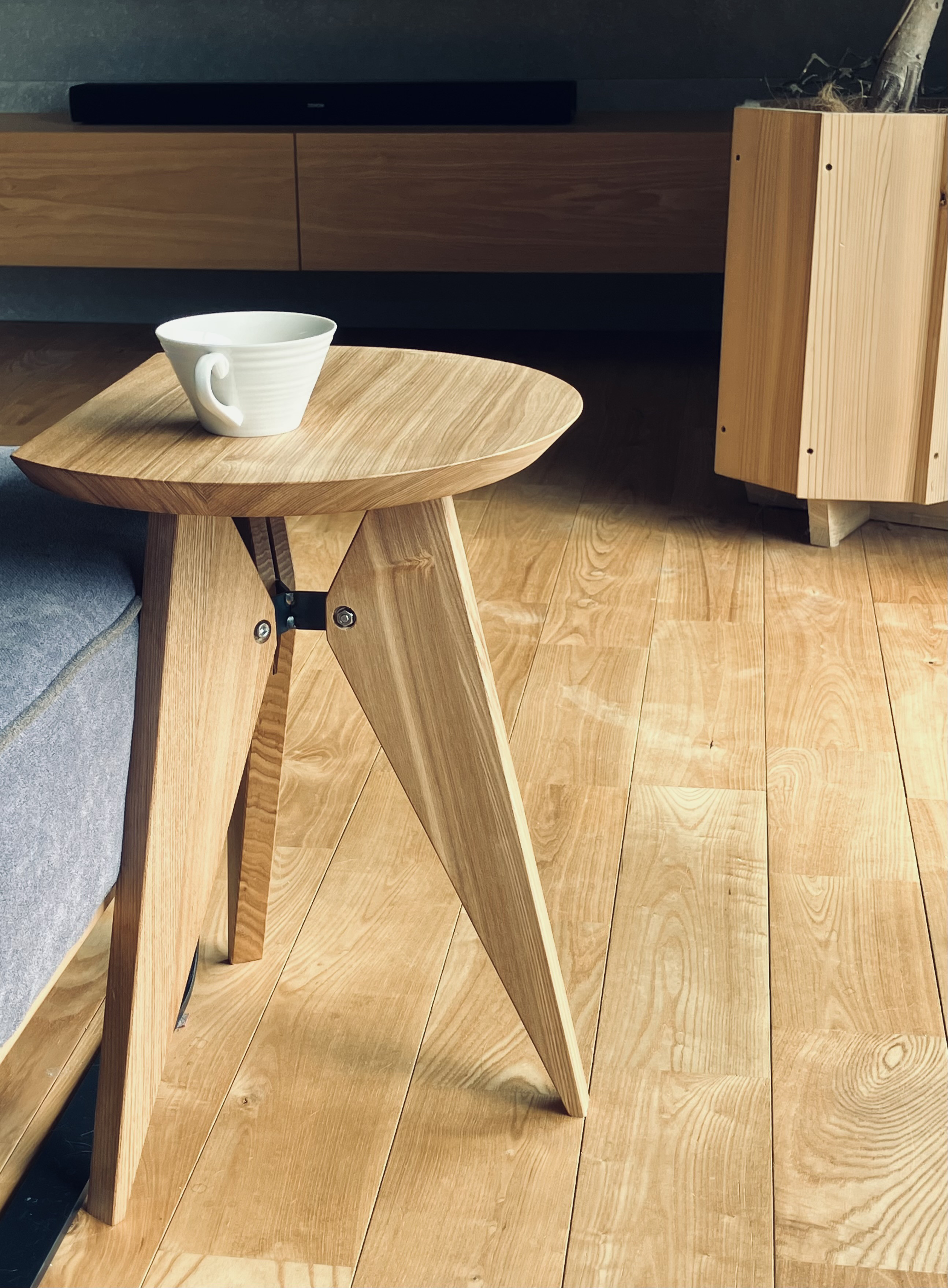 【壁付け出来る】サイドテーブル