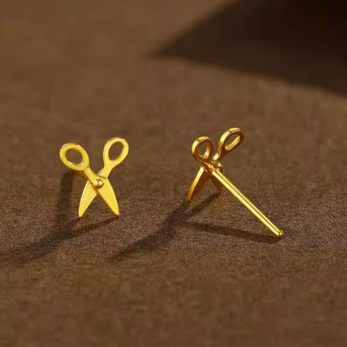 美品◎ピアス ゴールド ダイヤモンド 10K イエローゴールド ピアス 7mm A0126047B-ALY