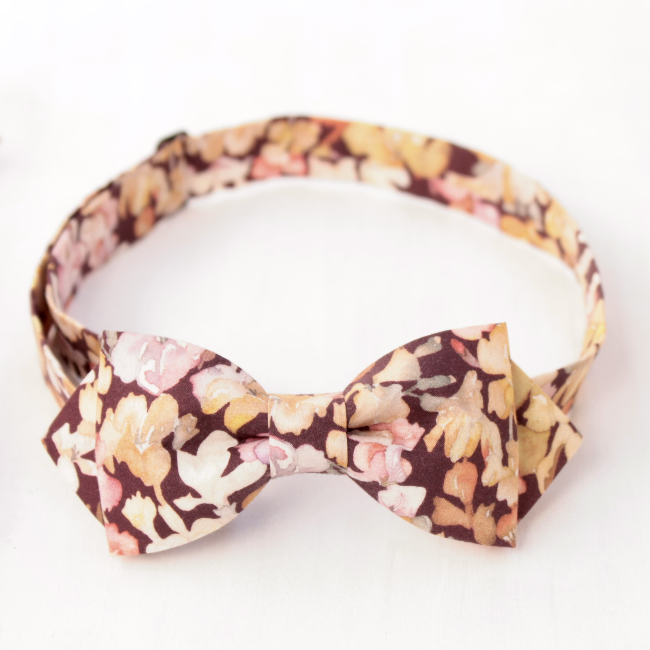 【蝶ネクタイ】アラセイトウ《Wine》結婚式・二次会・発表会に♪