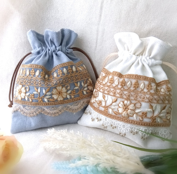 インド刺繍リボン　巾着 インド刺繍 リボン 巾着ポーチ 巾着袋 巾着 ホワイト×キルト生地
