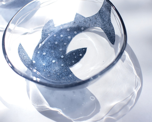 ジンベエザメの小鉢ガラス（単品 お椀・ボウル・鉢 くらしをあそぶ展