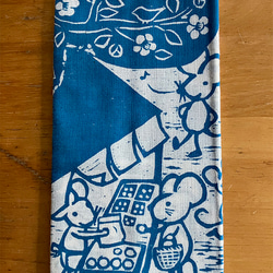 いっぷく手ぬぐい「洛中楽市図」　木版画作品を図柄に使用した染料手捺染の手ぬぐいです。額装や壁にかけても楽しめます 3枚目の画像