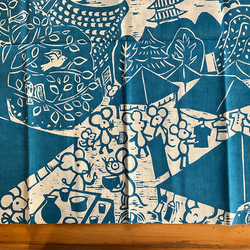 いっぷく手ぬぐい「洛中楽市図」　木版画作品を図柄に使用した染料手捺染の手ぬぐいです。額装や壁にかけても楽しめます 6枚目の画像