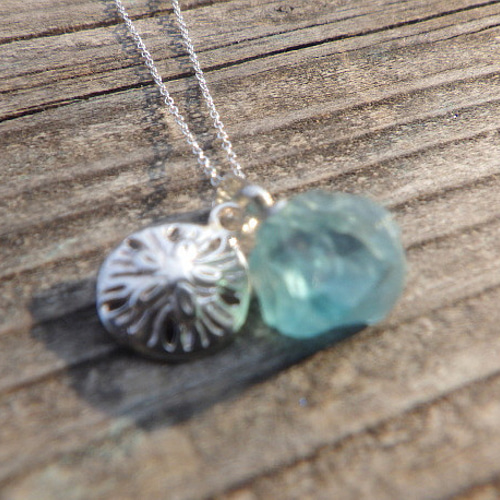 sv925 *Raw Apatite ☆アパタイトのラフロックネックレス ネックレス