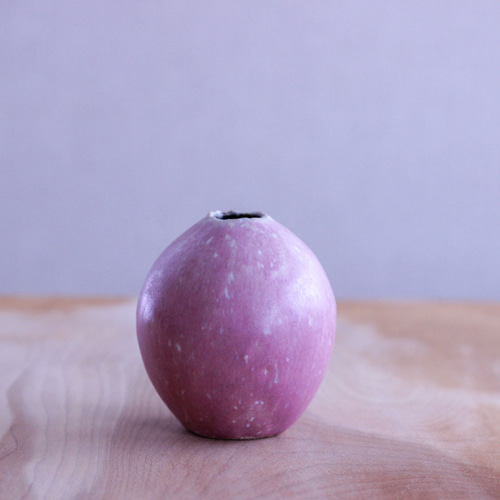 Atelier Matic 一輪挿しピンクと黒の模様 GW再値下げ！ATELIER MATIC